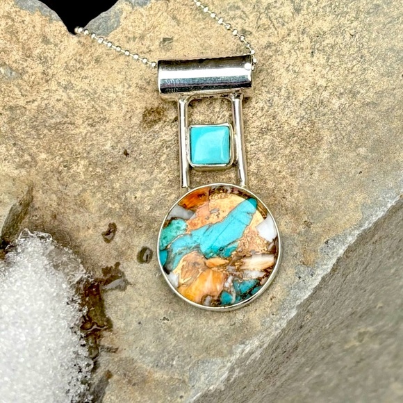 Spiny Oyster & Turquoise Necklace - Picture 14 of 16